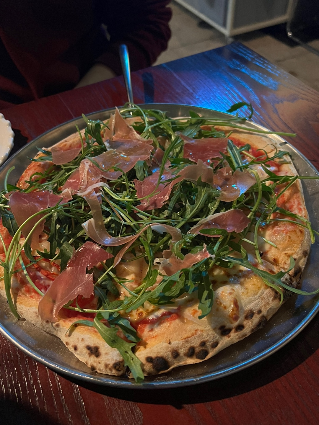 녁 시그니처 피자와 뇨끼